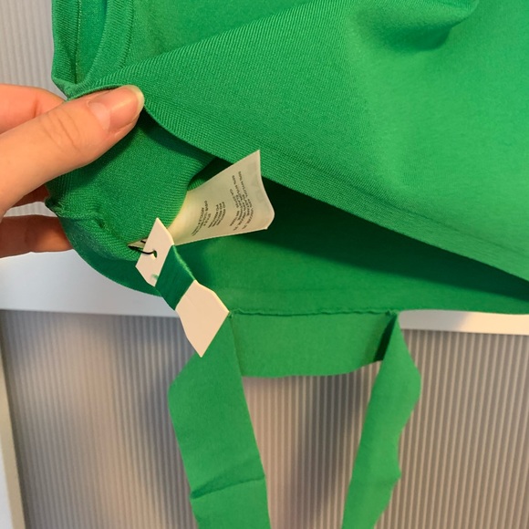 Babaton Crop Knit Tank - Picture 5 of 5